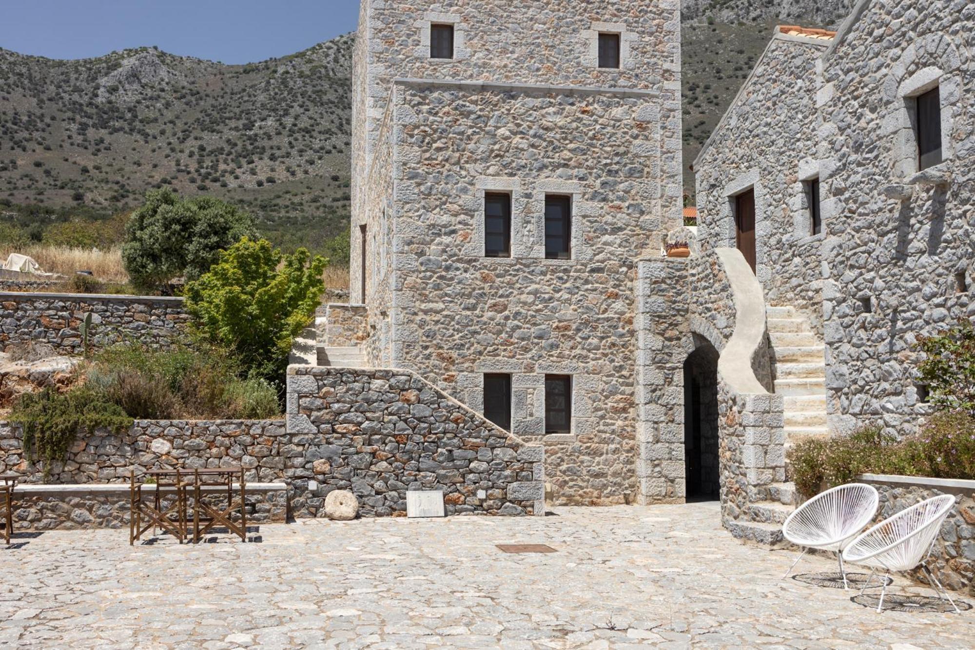 Petritis Guesthouse Oítilon Exterior foto