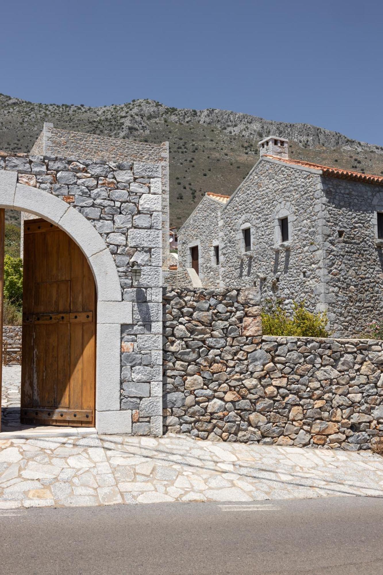 Petritis Guesthouse Oítilon Exterior foto